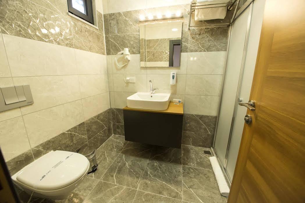Big Point Plus Hotel Biga Esterno foto